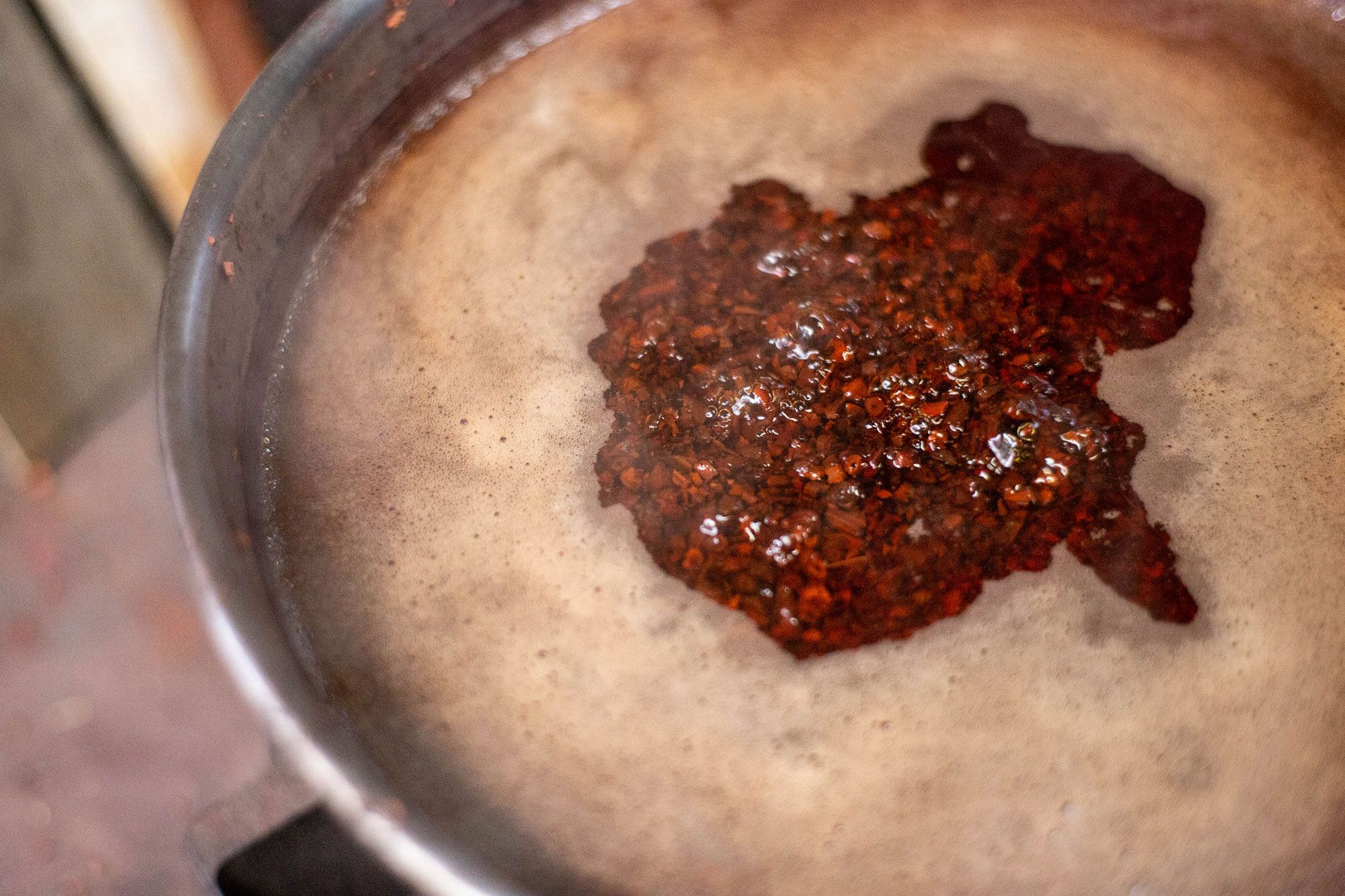Akane(Madder) is boiled to be made into dye