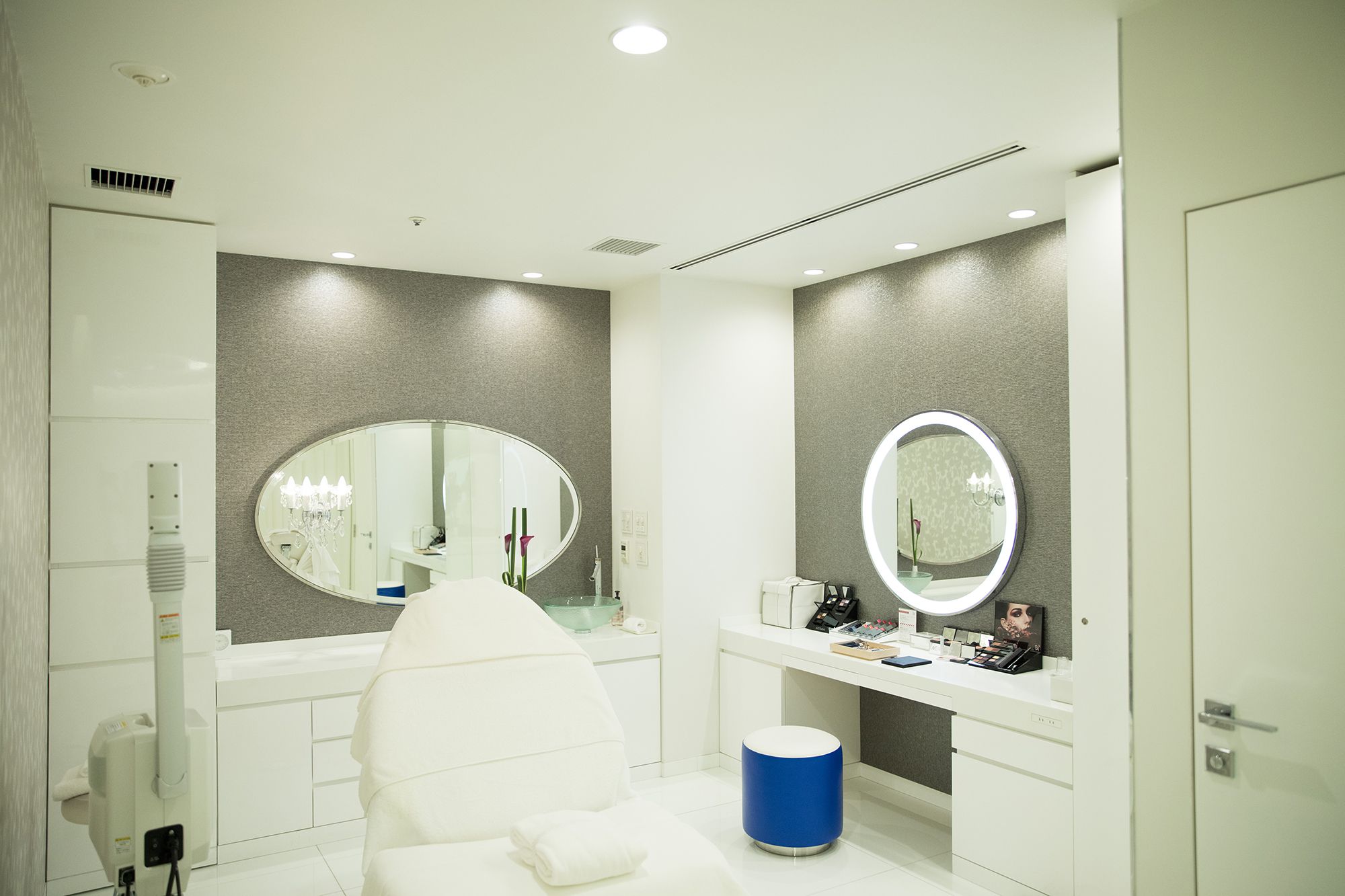 The Beauty Treatment Room is on the Basement Level. The popular course is B.A Premium L