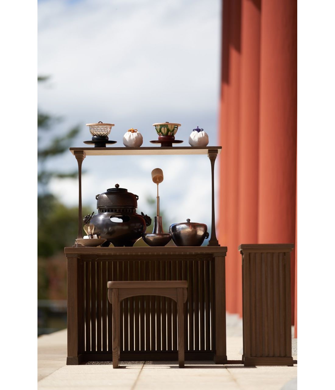 興福寺中金堂落慶法要献茶道具一式。Photography by Tadayuki Minamoto