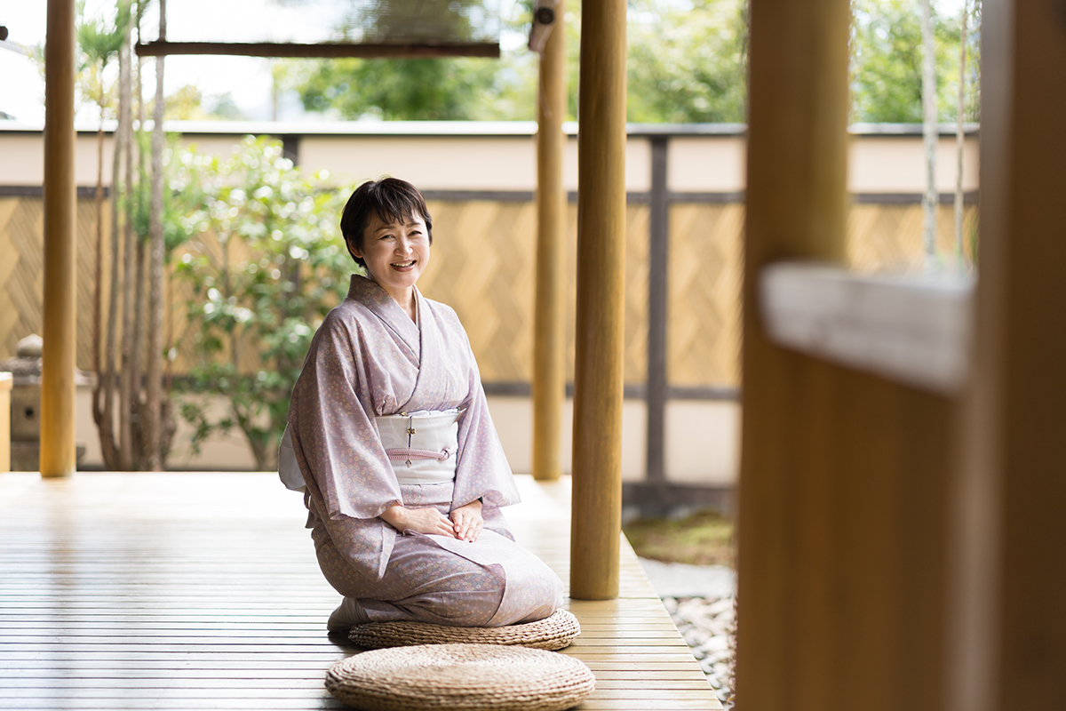 「露天風呂付和洋室  月詠」の縁側