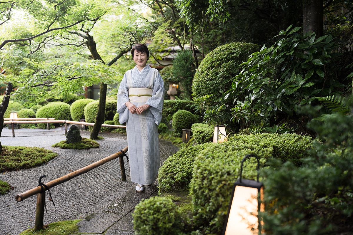 本館の日本庭園
