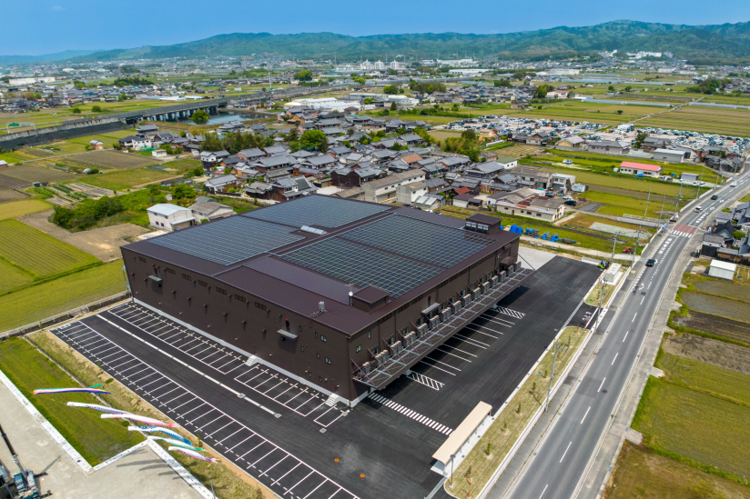 中川政七商店の「NKG倉庫」全景。