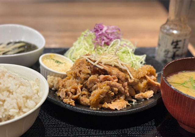 週に一度は食べたくなる「生姜焼き定食」、 お届けするのは東京の
