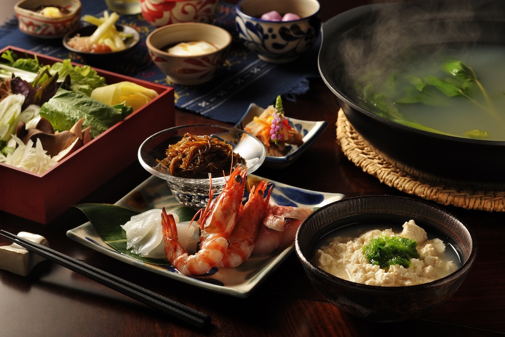 植物性の食材をたっぷり味わう客室での夕食