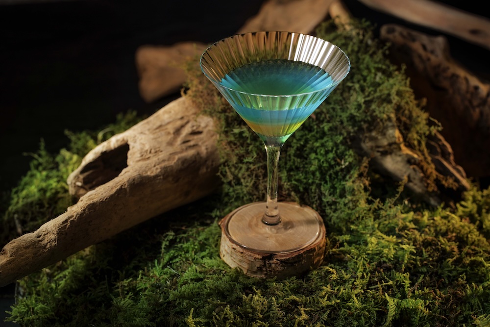 野鳥をイメージしたストーリーカクテル