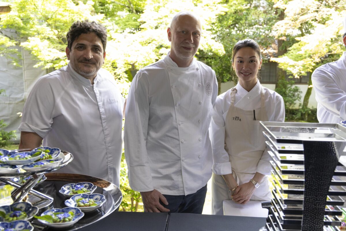 左から、マウロ・コラグレコ氏、カイル・コノートン氏、チュダリー・デバカム＝タム氏。