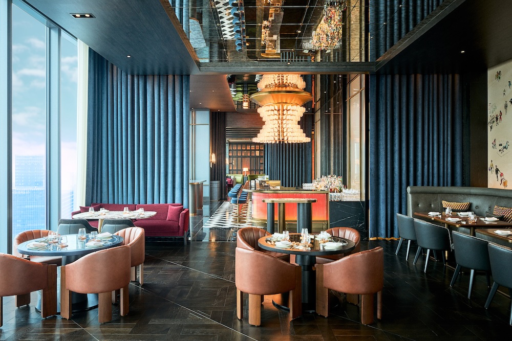 「DRIFTWOOD BAR & GRILL」