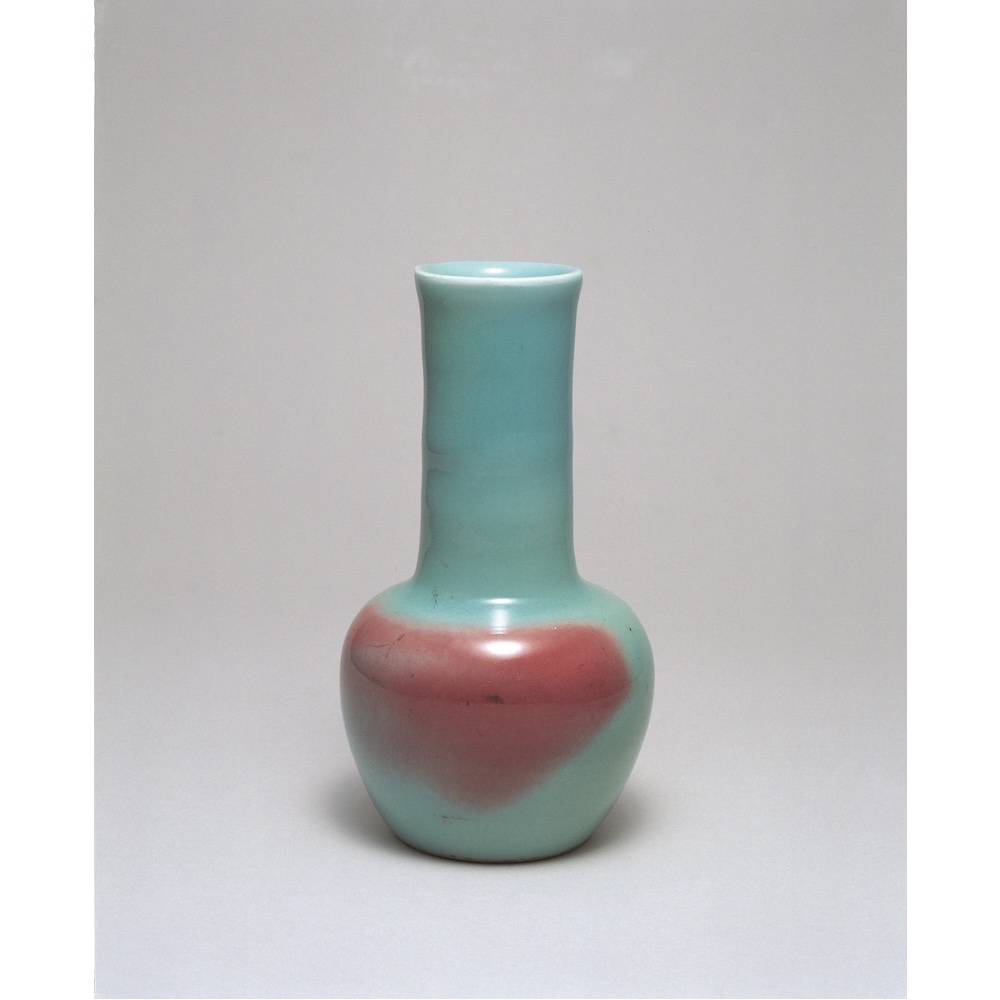 河井寬次郎《青磁釉辰砂差瓶》　1924年頃　アサヒグループ大山崎山荘美術館蔵