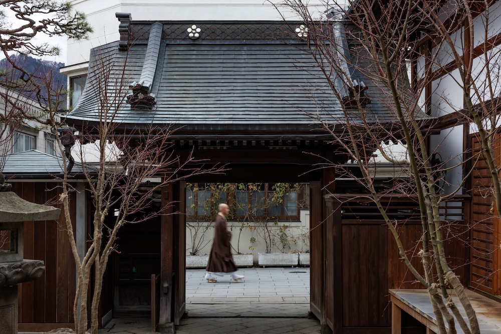 信州善光寺宿坊 蓮華院