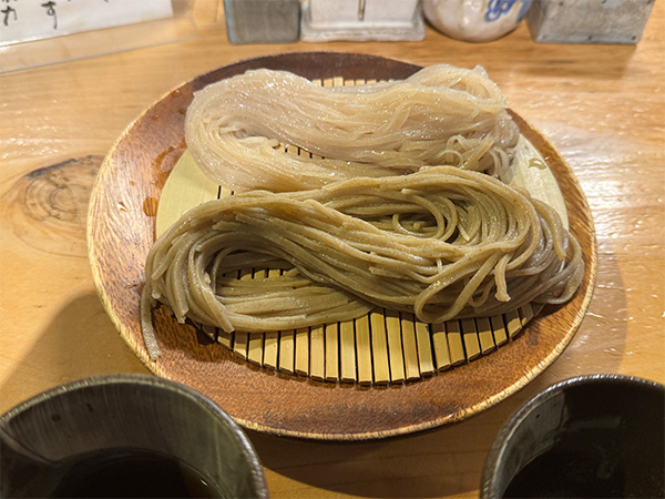東京で至高の蕎麦屋5軒 で「せいろ」と「天ぷら蕎麦」を堪能する