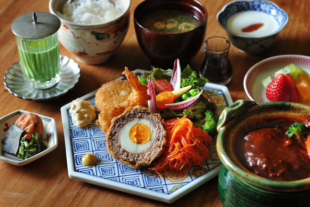 Prison de Nara d'Hoshinoya : Le petit-déjeuner de la restauration Meiji